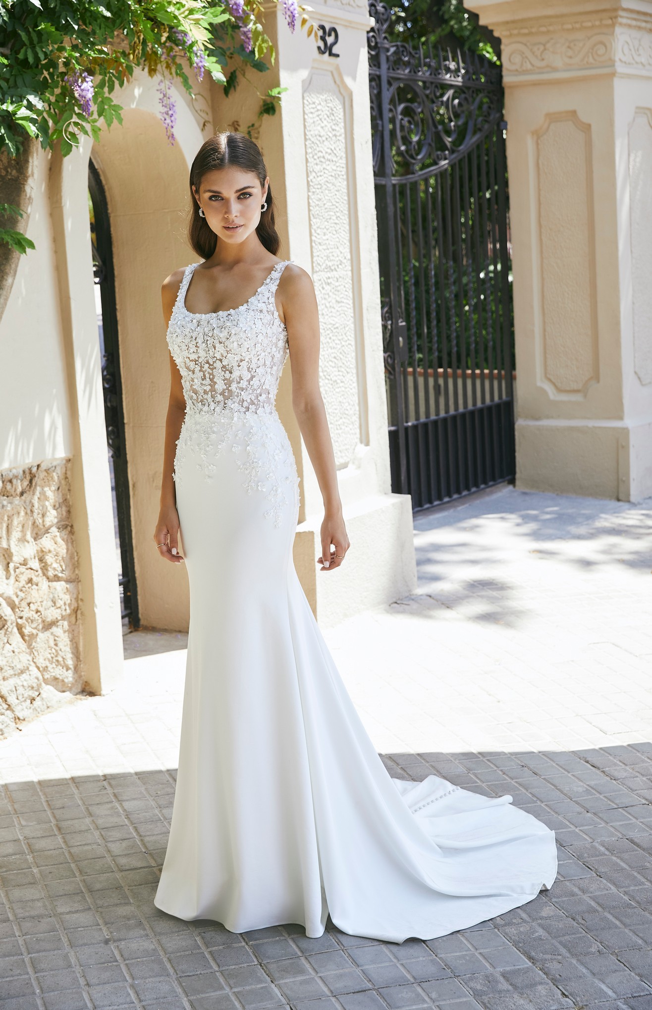 Ronald Joyce style 69702