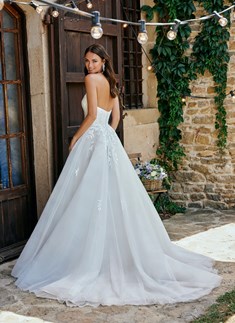 'Geraldina Wedding Dress