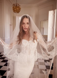 'Gildan Wedding Dress