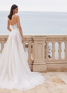 'Yordan Wedding Dress