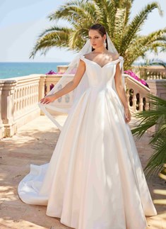 'Yula Wedding Dress