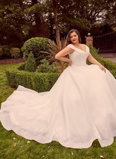 'April Wedding Dress 