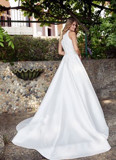 'DEODATA Wedding Dress