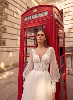 'Kennedy Wedding dress