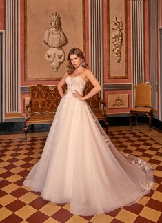 'Zulaica Wedding Dress