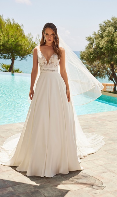 Yakira Wedding Dress