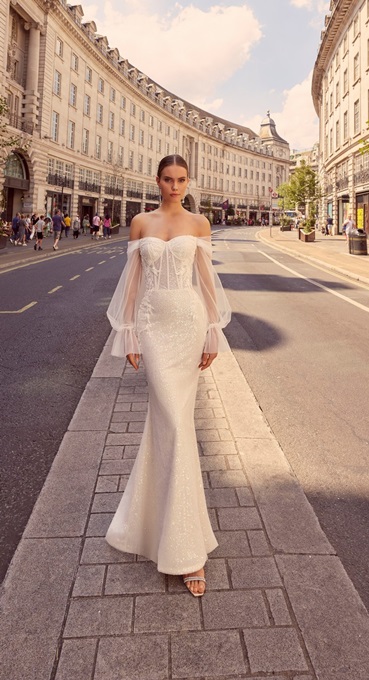 Karena Wedding dress