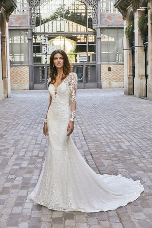 'Pia Wedding Dress 