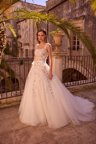 Yuberta Wedding Dress