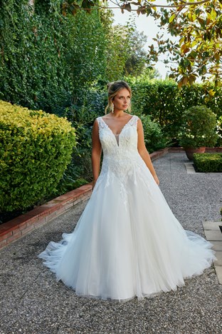 'Abril Wedding Dress